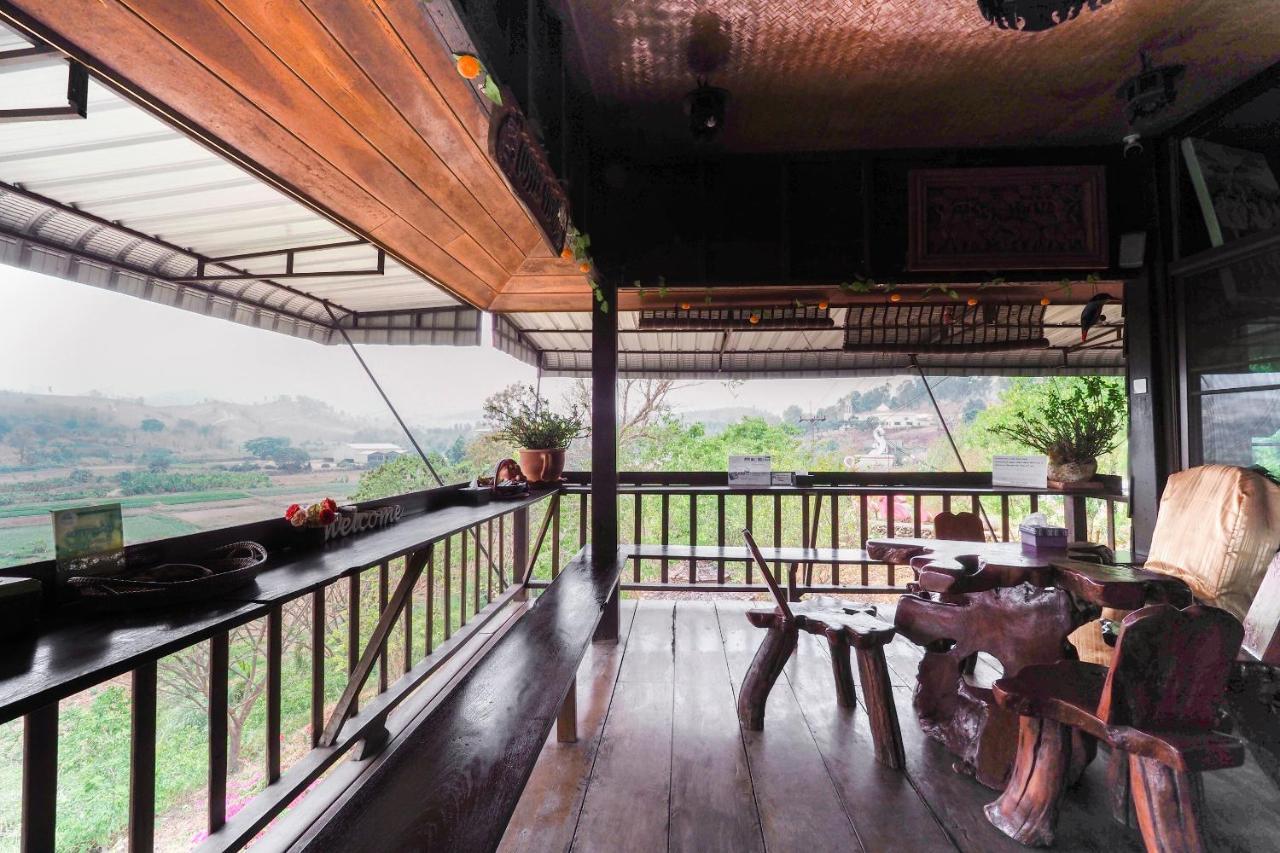 Oyo 758 Phufatara Resort Ban Mae Khachan Екстер'єр фото